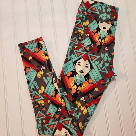 Lularoe Leggings OS Disney Pocahontas - Picture 2 of 3